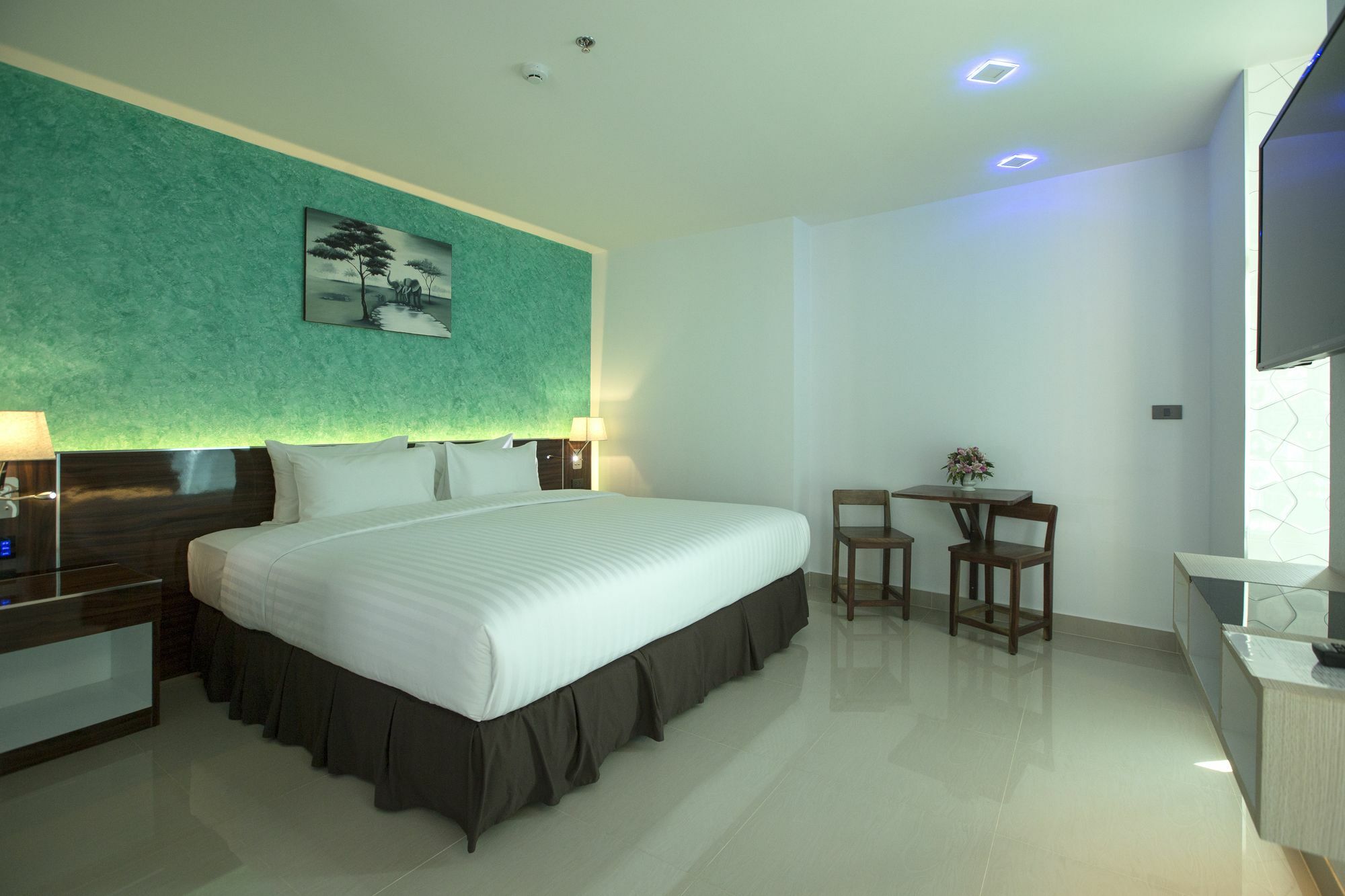 The Forest Hotel Pattaya Ban Nong Tabaek Esterno foto
